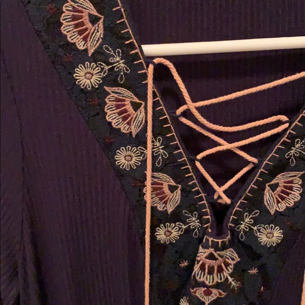 top - Picture 2 of 4